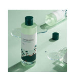 Round lab Pine Tree Calming Cica Toner 8.45 fl. oz. / 200ml